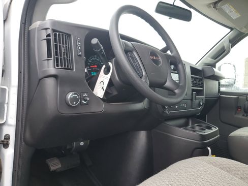 New 2025 GMC Savana 2500 w/ Driver Convenience Package RWD image 26