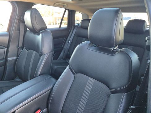 Used 2023 MAZDA CX-50 2.5 S w/ Preferred Plus Pkg image 9