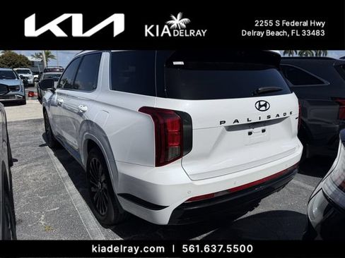 Used 2025 Hyundai Palisade Calligraphy AWD/4WD image 3