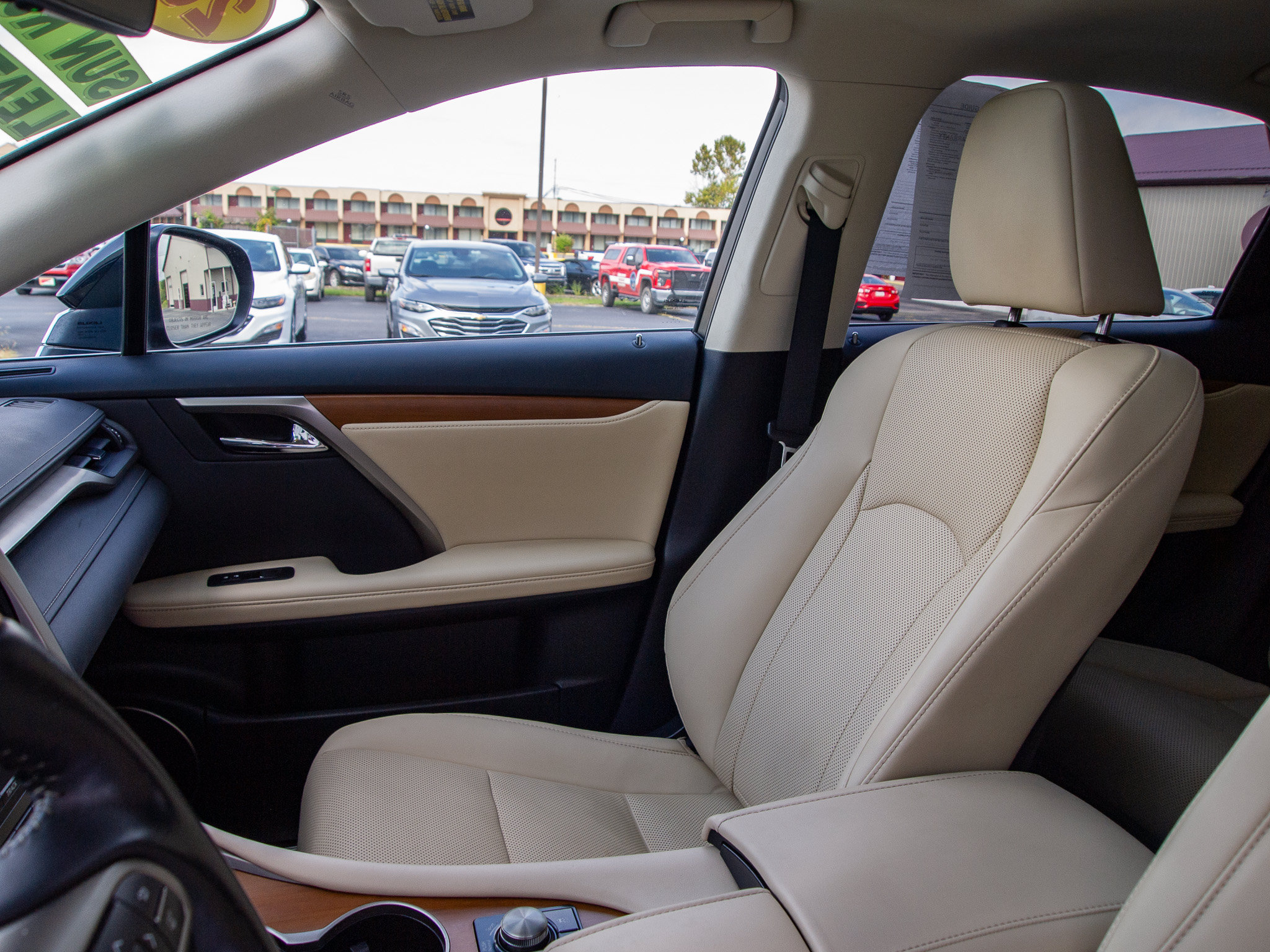 Used 2022 Lexus RX 350 FWD w/ Premium Package image 14