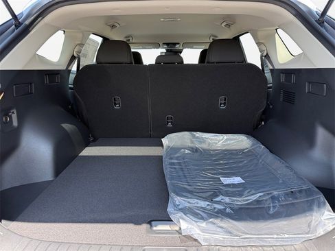 New 2025 Kia Sportage LX image 18