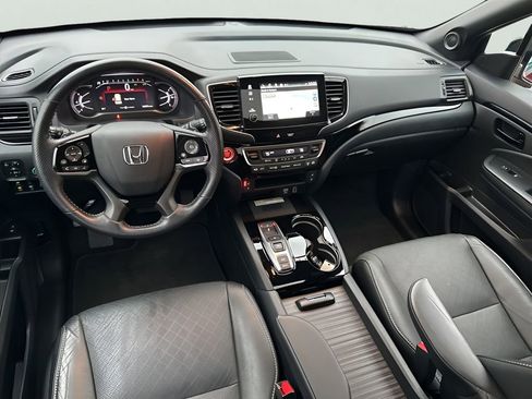 Used 2023 Honda Passport Elite image 16