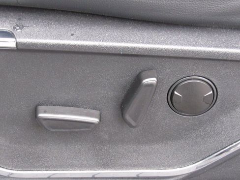 Used 2024 Ford F350 Lariat w/ Lariat Ultimate Package image 16