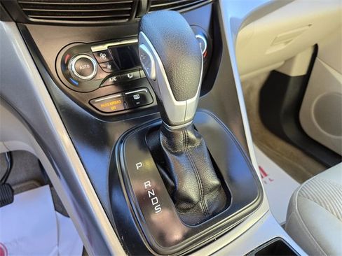 Used 2016 Ford Escape SE w/ SE Chrome Package image 26