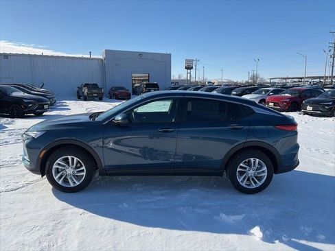 New 2026 Buick Envista Preferred w/ Convenience II Package image 3