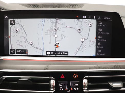 Used 2022 BMW X7 xDrive40i w/ Premium Package image 41