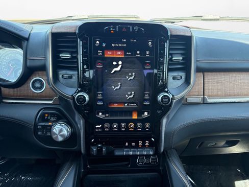 Used 2020 RAM 1500 Limited AWD/4WD image 11