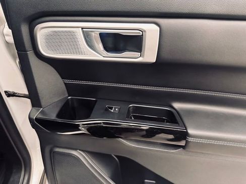 Used 2022 Ford Explorer ST w/ Equipment Group 401A image 16