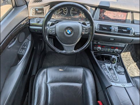 Used 2016 BMW 535i Gran Turismo xDrive w/ Luxury Line AWD/4WD image 8