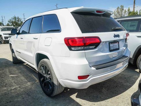 Certified 2021 Jeep Grand Cherokee Laredo X RWD image 15