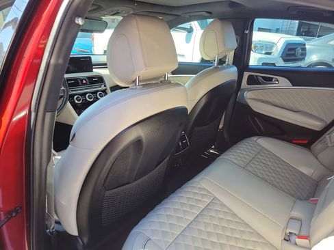 Used 2023 Genesis G70 3.3T w/ Sport Prestige Package image 14