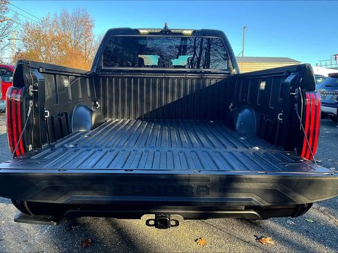 Used 2024 Toyota Tundra Platinum image 30
