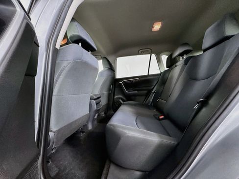 Used 2020 Toyota RAV4 LE w/ All Weather Liner Package AWD/4WD image 22