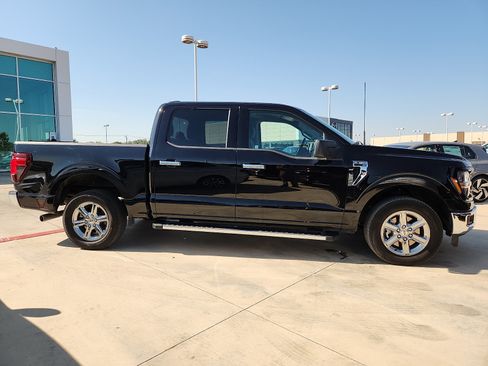 Used 2025 Ford F150 XLT w/ Equipment Group 301A Standard RWD image 6