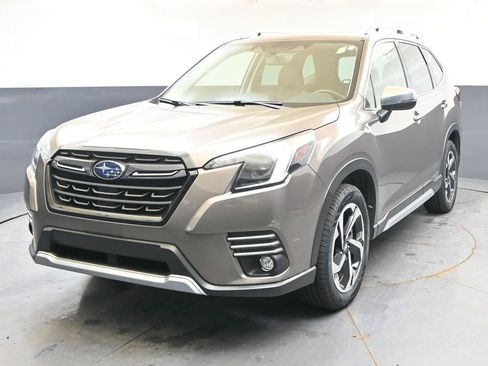 Used 2023 Subaru Forester Touring AWD/4WD image 1