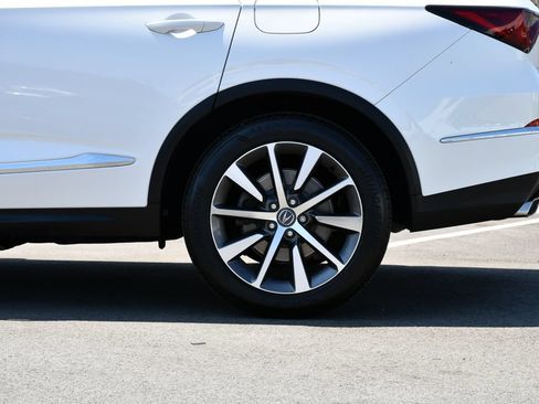Used 2025 Acura MDX w/ Technology Package FWD image 14