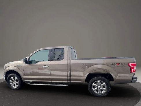 Used 2018 Ford F150 XLT w/ Equipment Group 302A Luxury AWD/4WD image 8