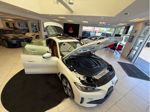 Used 2023 BMW i4 eDrive35 w/ Premium Package RWD image 31