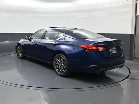 Certified 2024 Nissan Altima 2.0 SR FWD image 7