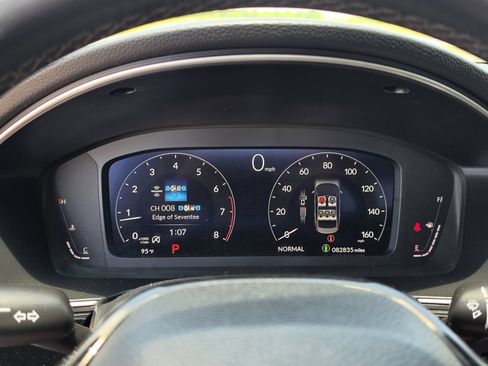 Used 2023 Honda Civic Touring image 10