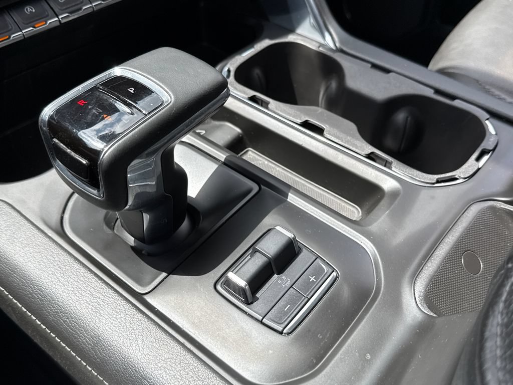 Used 2024 GMC Sierra 1500 Denali w/ Denali Reserve Package AWD/4WD image 26