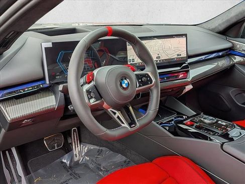 New 2026 BMW M5 image 3