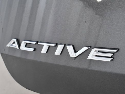New 2025 Ford Explorer Active w/ Active Comfort Package image 23