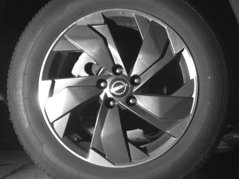 Used 2025 Nissan Rogue SV image 15