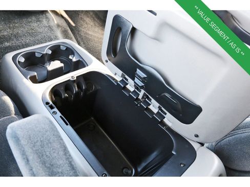 Used 2002 Chevrolet Tahoe LS image 25