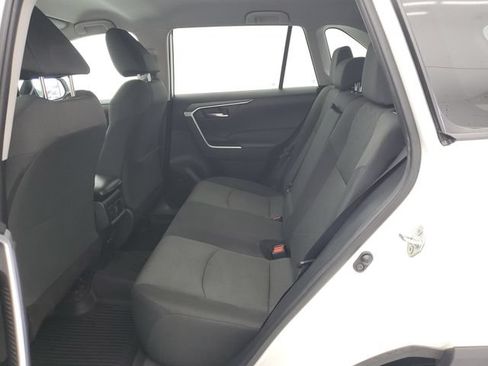 Used 2021 Toyota RAV4 XLE FWD image 13