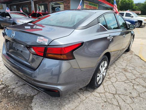 Used 2022 Nissan Altima 2.5 S image 6