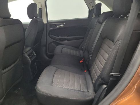 Used 2017 Ford Edge SEL image 18