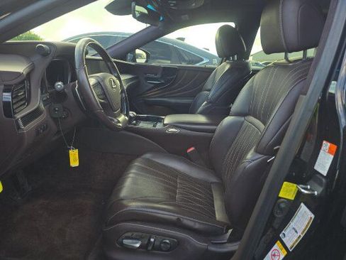 Used 2018 Lexus LS 500 w/ Interior Upgrade Package image 4
