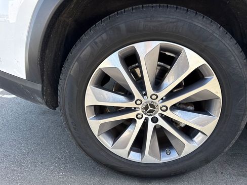 Used 2022 Mercedes-Benz GLE 350 4MATIC w/ 3rd Row Seat Package image 9