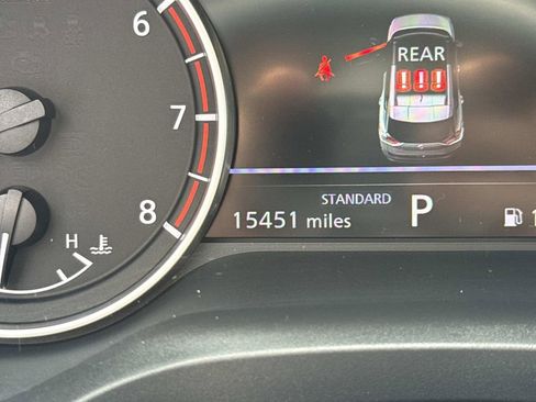 Used 2023 Nissan Rogue SV image 28