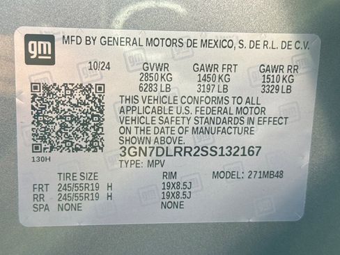 Used 2025 Chevrolet Equinox EV LT w/ Comfort Package AWD/4WD image 30
