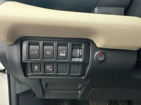 Used 2020 Subaru Ascent Limited w/ Technology Package image 17