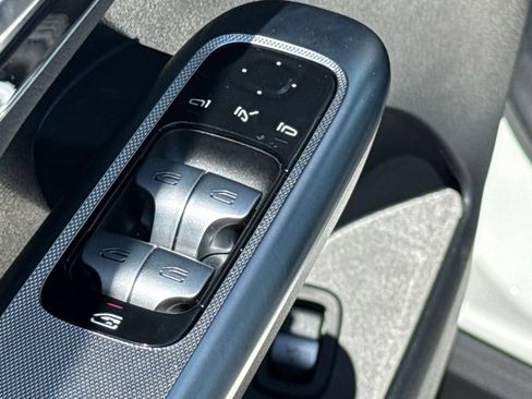 Certified 2026 Mercedes-Benz GLC 43 AMG 4MATIC image 21