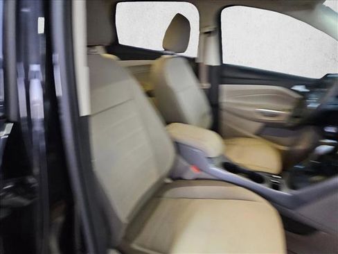 Used 2015 Ford Escape SE image 24