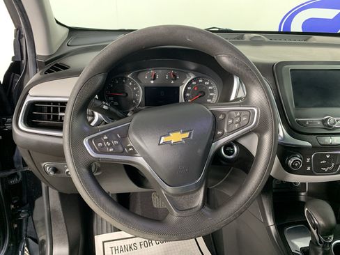 Used 2022 Chevrolet Equinox LS w/ LS Convenience Package FWD image 22