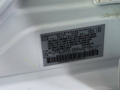 Used 2024 Nissan Sentra SR FWD image 31