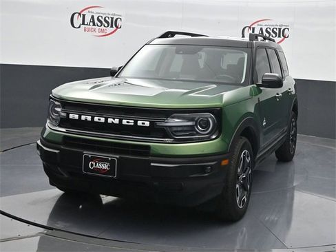 Used 2024 Ford Bronco Sport Outer Banks image 3