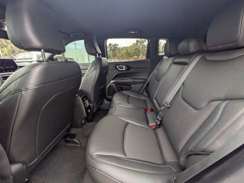 New 2026 Jeep Compass Latitude AWD/4WD image 12