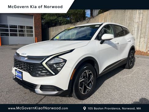 Certified 2023 Kia Sportage LX image 1