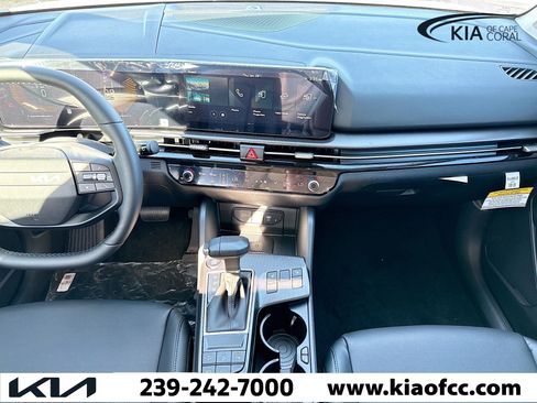 New 2026 Kia Sportage EX w/ EX Panorama Roof Package image 19