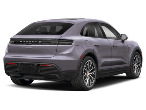 Certified 2025 Porsche Macan 4S Electric AWD/4WD image 5