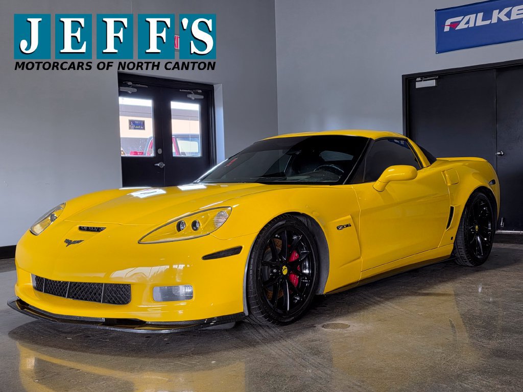 Used 2006 Chevrolet Corvette Z06 w/ Preferred Equipment Group RWD image 1