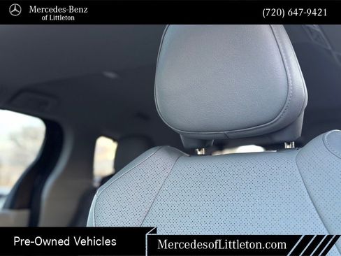 Used 2024 Toyota Sienna Limited image 15