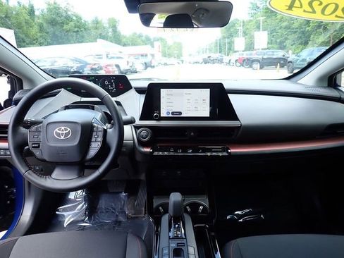 Used 2024 Toyota Prius Prime FWD image 19