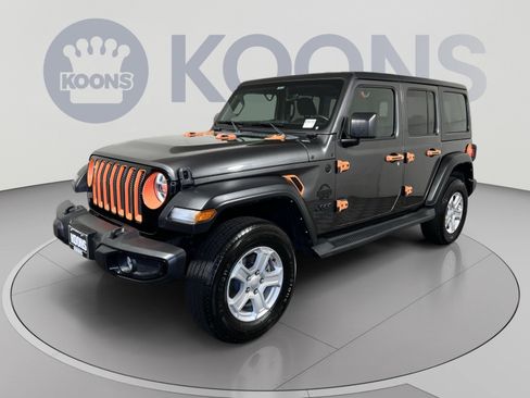 Used 2022 Jeep Wrangler Unlimited Sport AWD/4WD image 5
